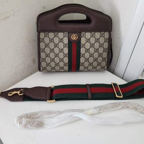Barely Used Gucci Ophidia Set - Clutch/Crossbody/Shoulder - Picture 3 of 16